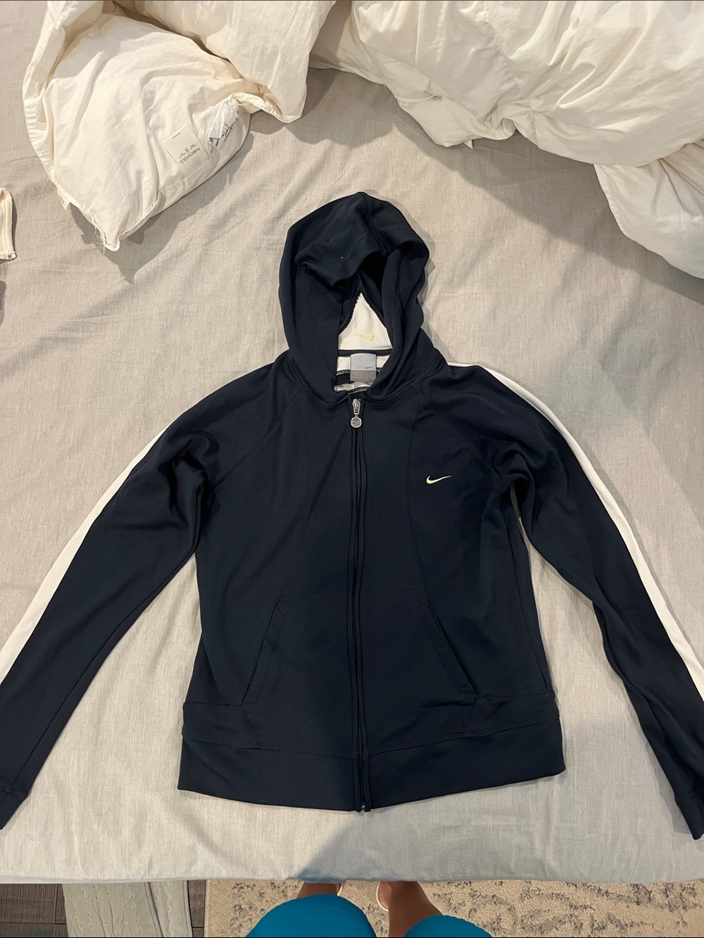 Nike dark navy Hooded Zip-Up Jacket with White Sleeve Stripes